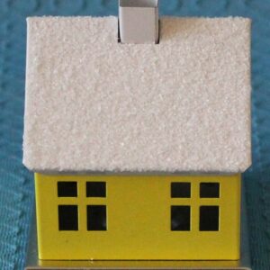 Räucherhaus aus Blech - gelb -vorrätig 1 Stück