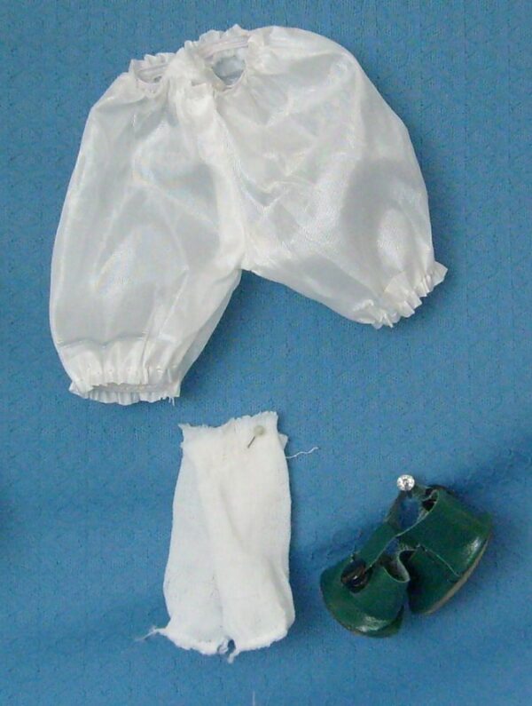 Puppenkleidung für 20 cm große Puppen – Bild 3