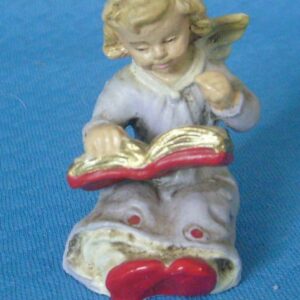 Engel mit Gesangbuch