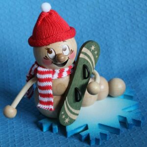Weihnachtswurm Rudi mit Snowboard